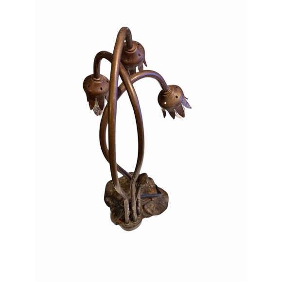 Vintage Tiffany Style Lily Pad Table Lamp, 3 Arm. No Shades.  Tested - Works - Picture 4 of 10